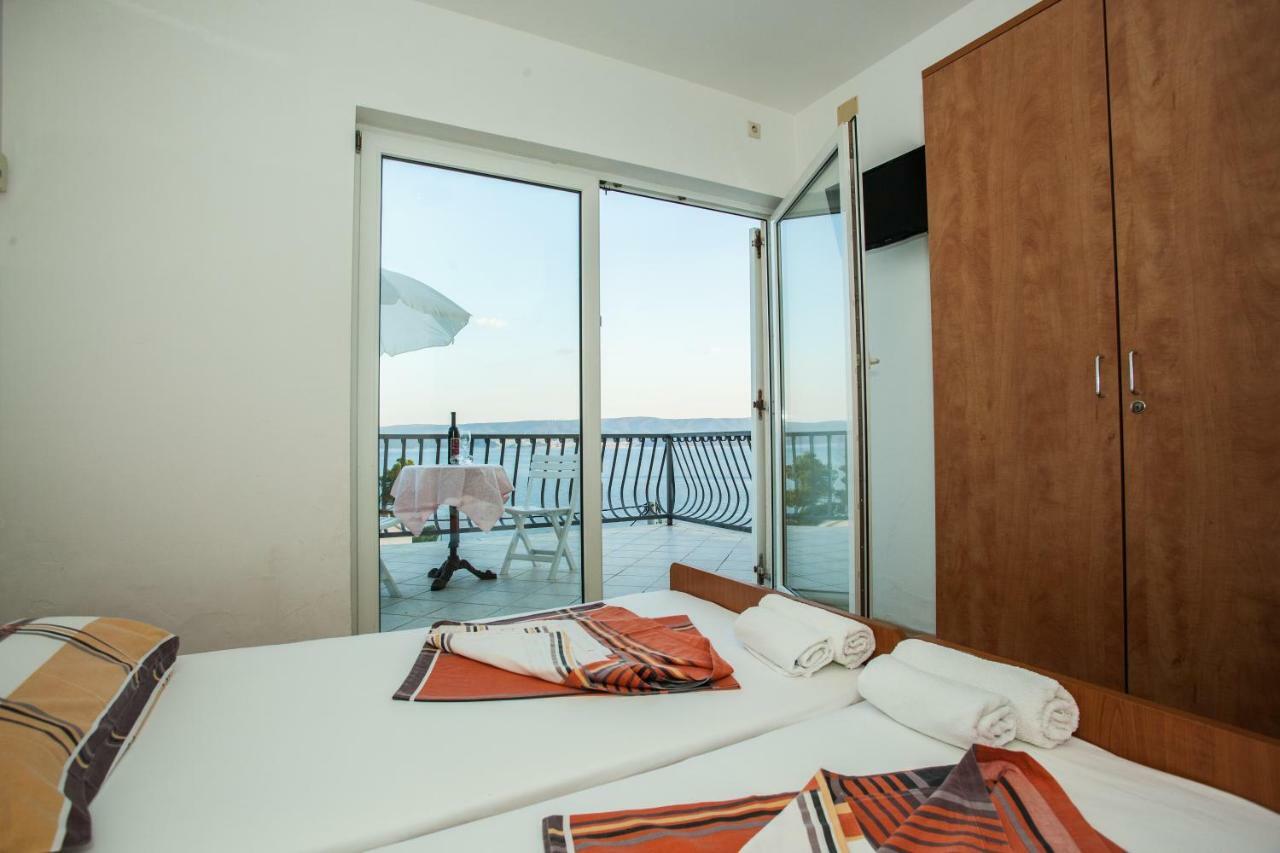 Apartments Pusic Omiš Eksteriør billede