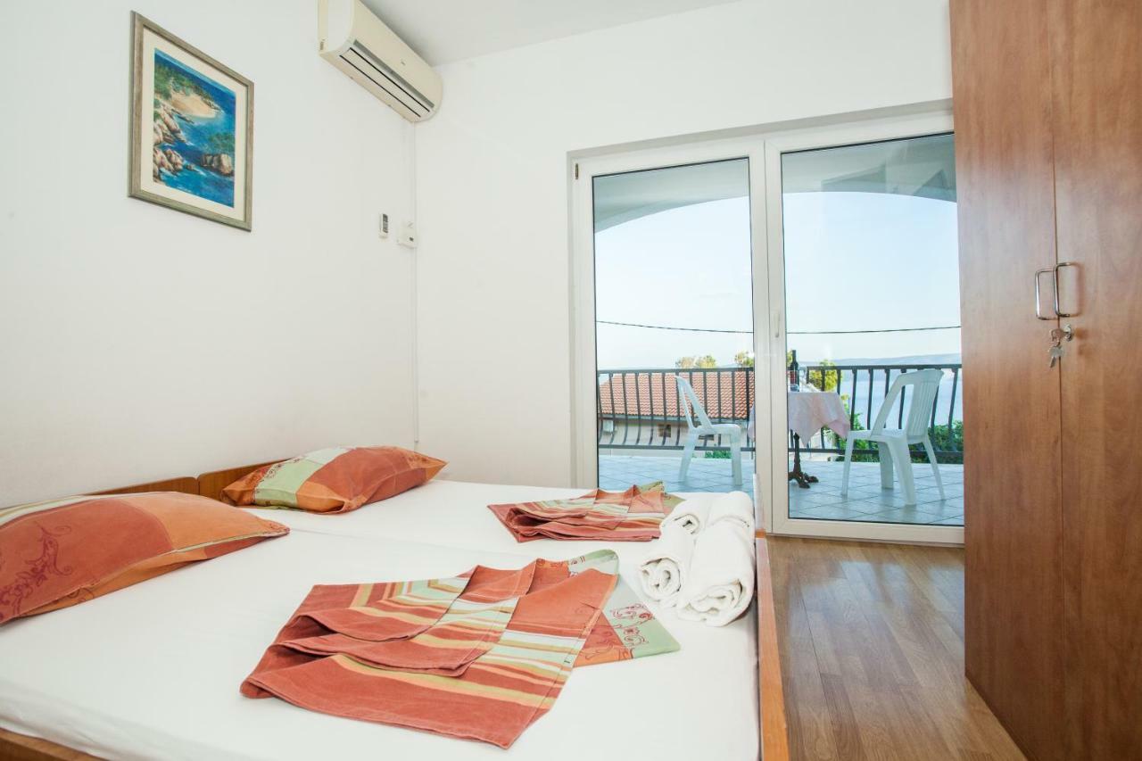 Apartments Pusic Omiš Eksteriør billede