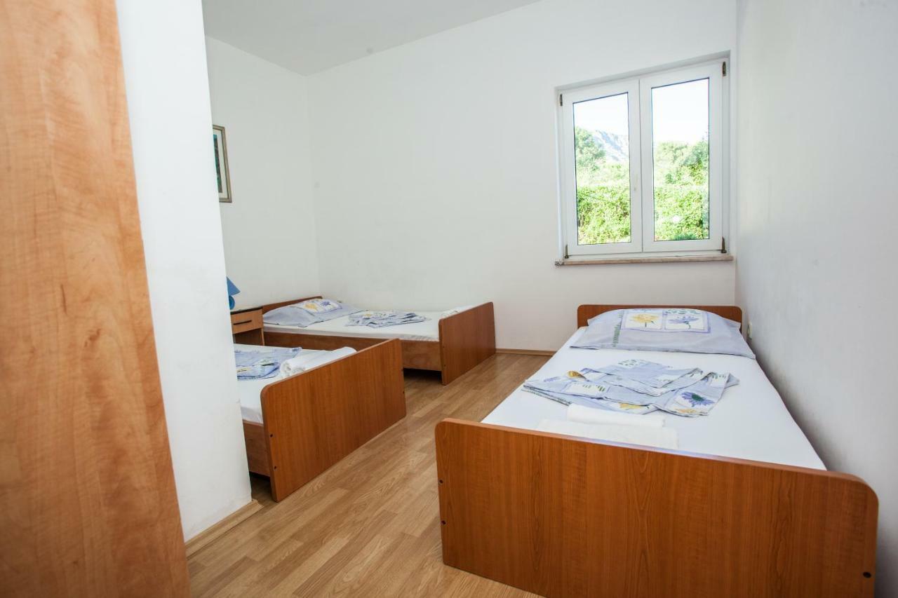Apartments Pusic Omiš Eksteriør billede